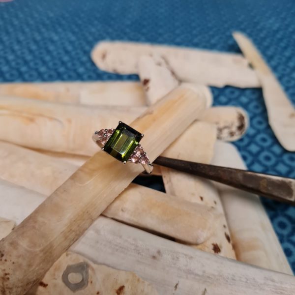 BAGUE ORG TOURMALINE VERTE ET ROSE 4170029